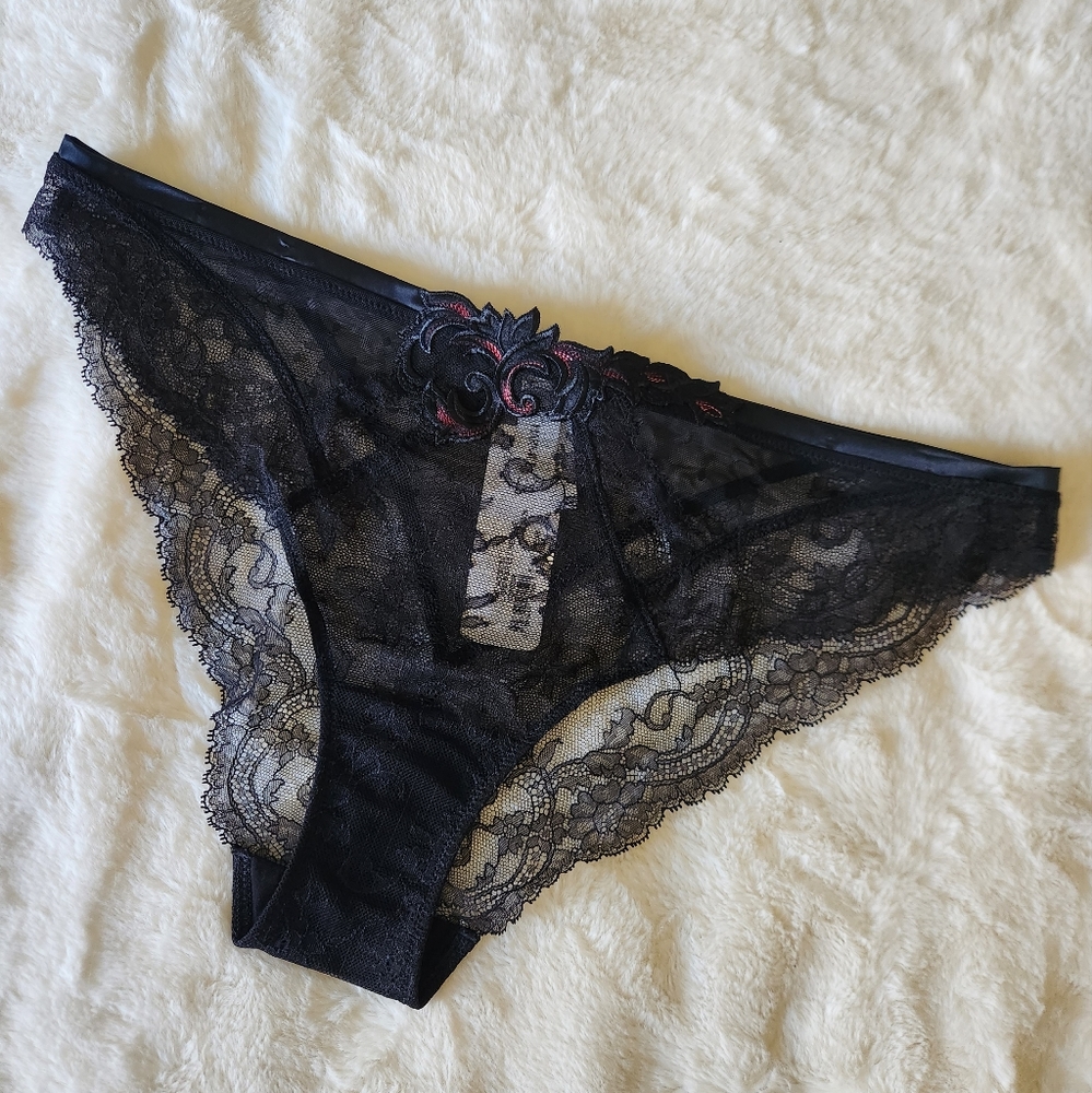 🆕️Lise Charmel-Panties